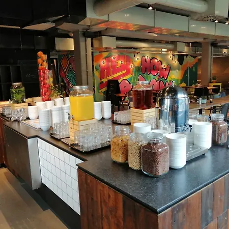 Auberge de jeunesse Via Amsterdam *