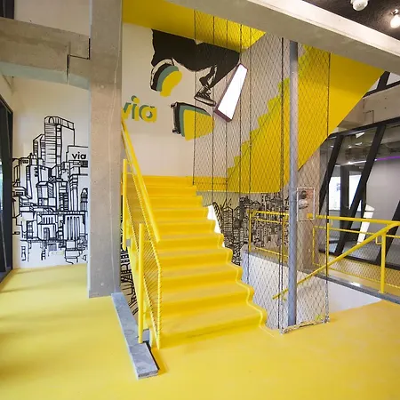 Via Amsterdam Hostel *
