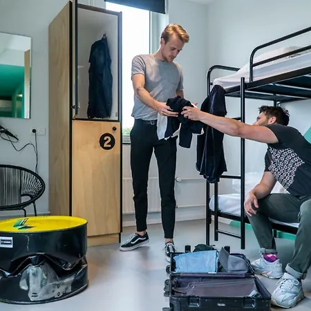 Via Amsterdam Hostel