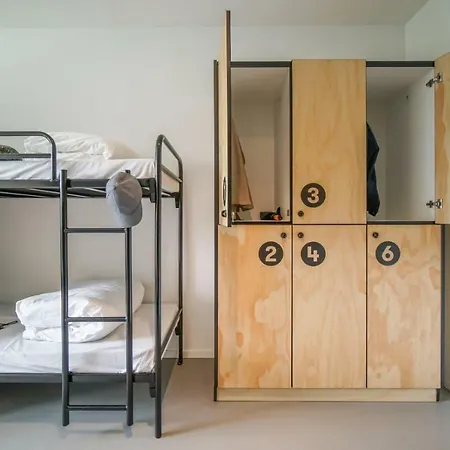 Via Amsterdam Hostel