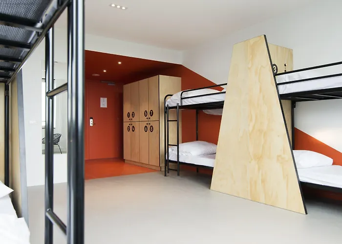 Via Amsterdam Diemen