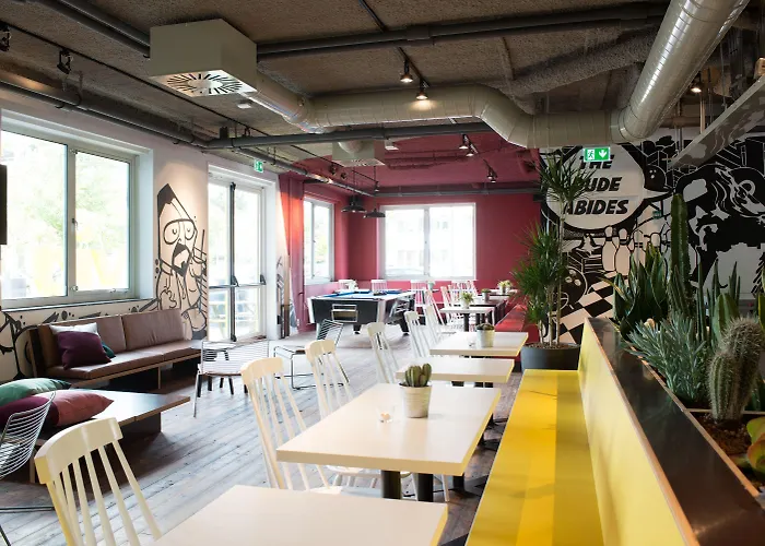 Via Amsterdam Hostel