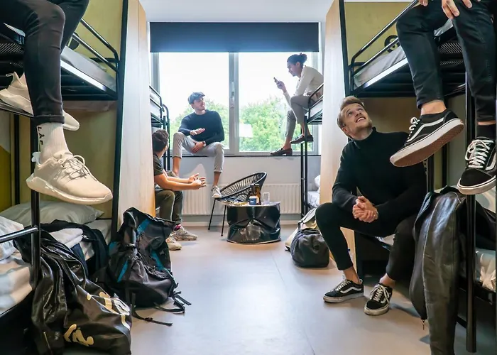 Via Amsterdam * Diemen