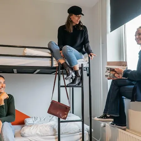 Hostel Via Amsterdam Diemerbrug