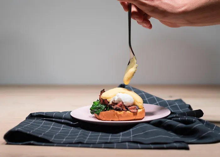 بيت شباب فيا أمستردام *