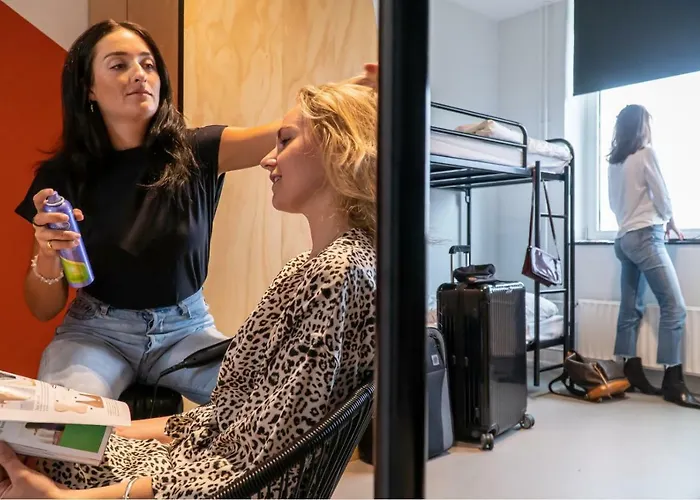 فيا أمستردام